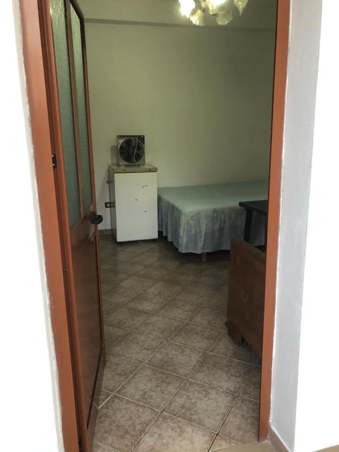 Rooms For Rent Dıraç Dış mekan fotoğraf