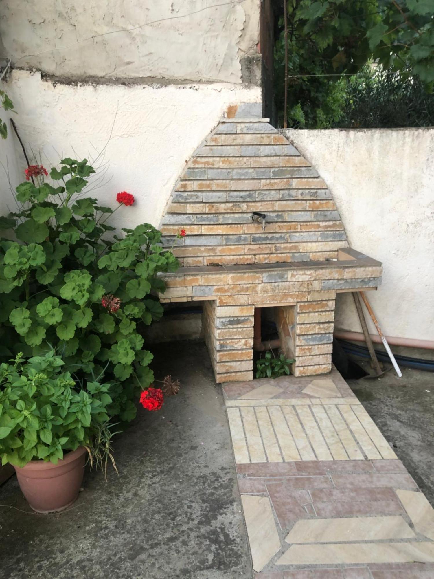 Rooms For Rent Dıraç Dış mekan fotoğraf